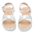 Sandalias modernas para niña
