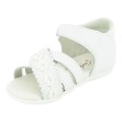 Sandalias blancas niña